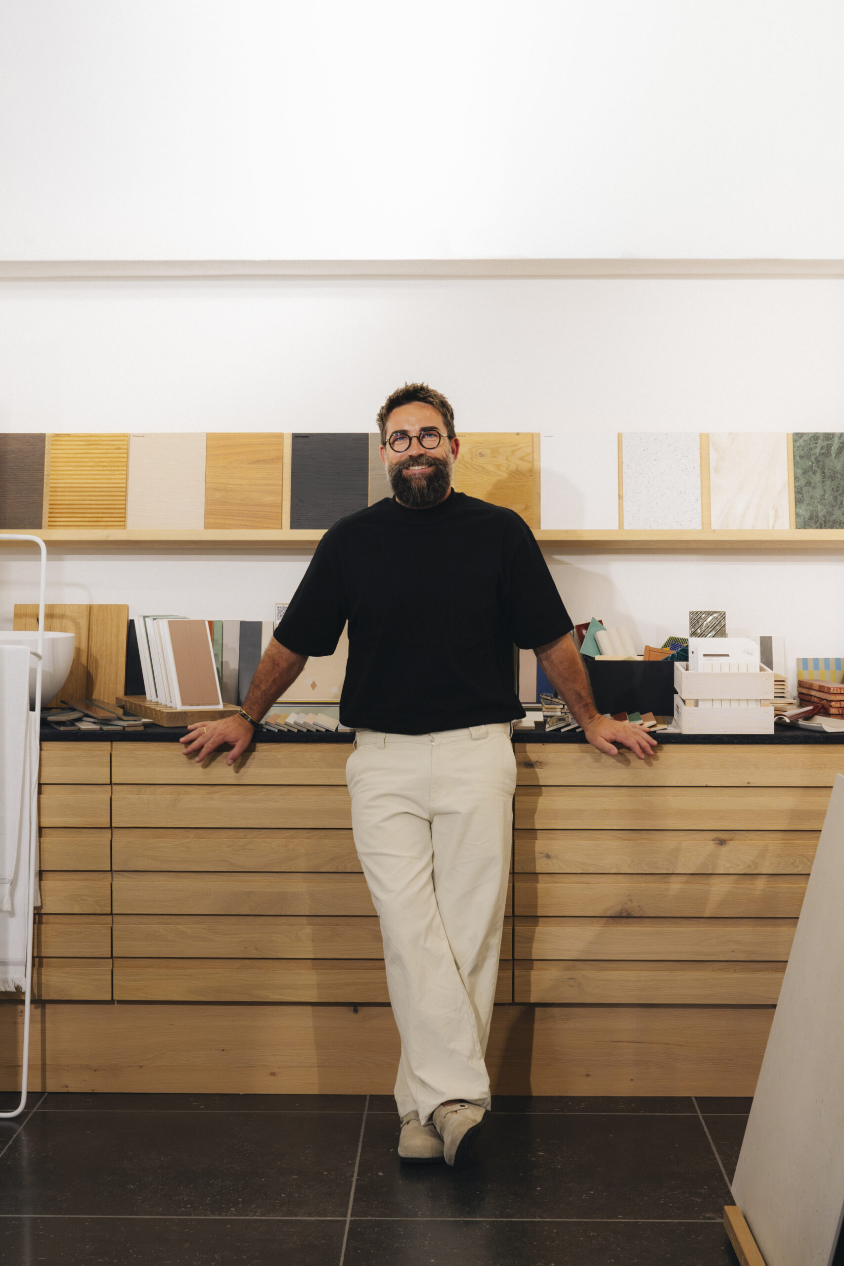 Matthias Fischhaber in Showroom